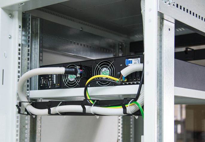 Комплекс бесперебойного питания Бастион SKAT-UPS 6000 SNMP